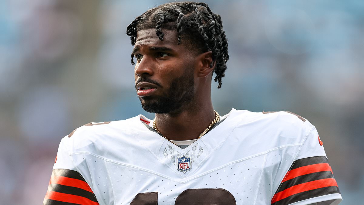 alert-–-shedeur-sanders-celebrates-his-first-nfl-touchdown-pass-during-his-preseason-debut-for-browns