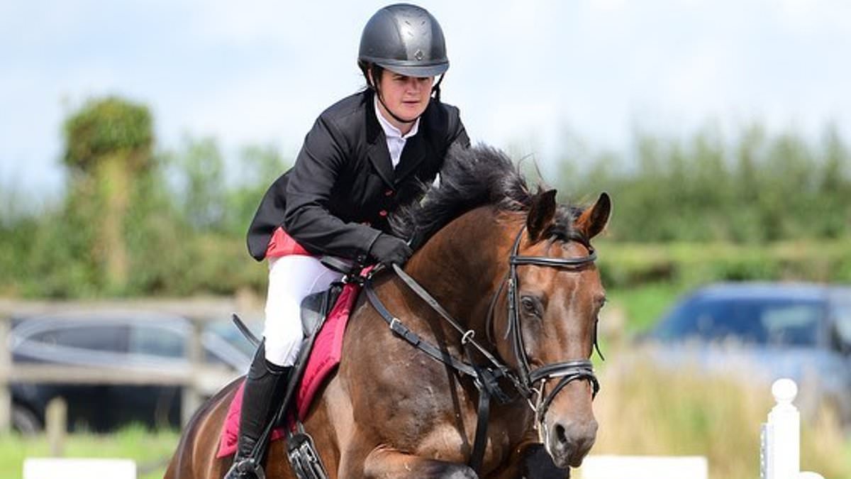 alert-–-tragedy-at-horse-trials-as-british-rider-sarah-yorke,-37,-dies-after-fall-during-competition