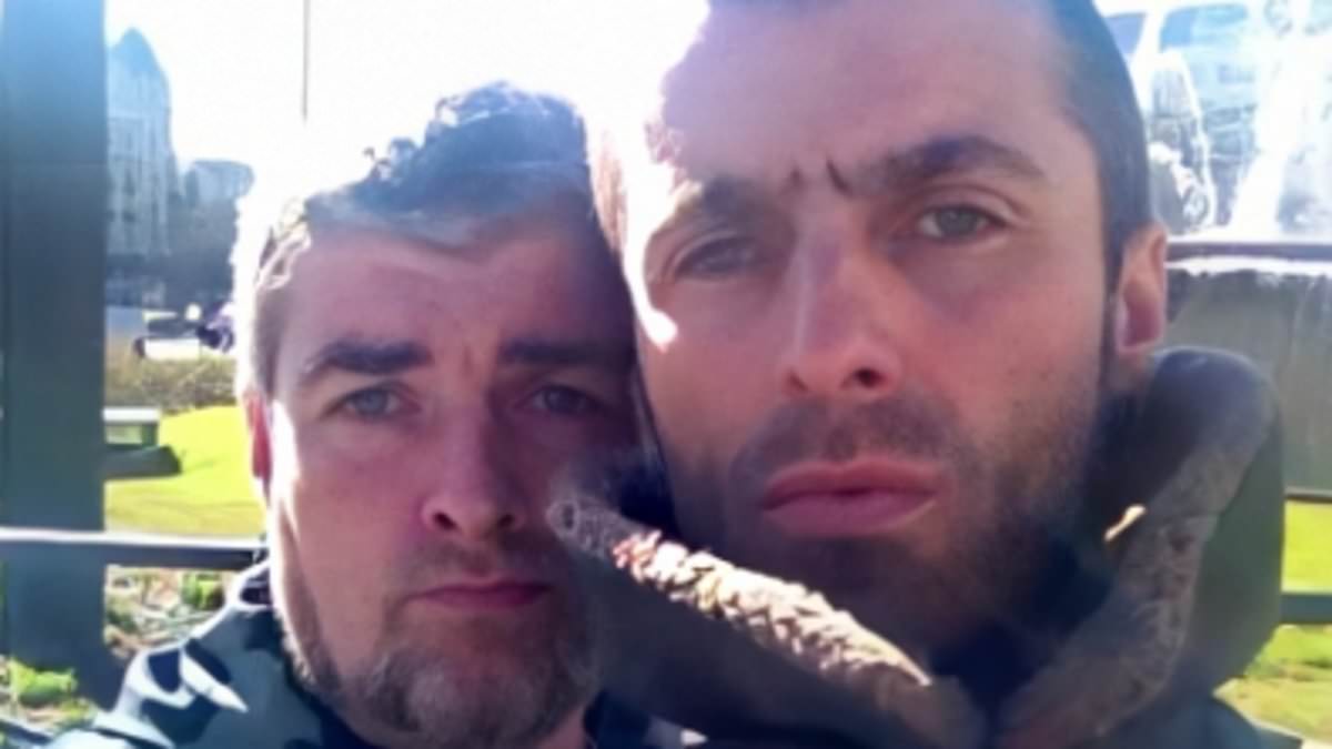 alert-–-liam-gallagher-shows-support-for-brother-paul-after-he-was-charged-with-rape-and-‘offers-him-a-bed-in-his-4million-mansion-and-a-seat-on-his-private-jet’