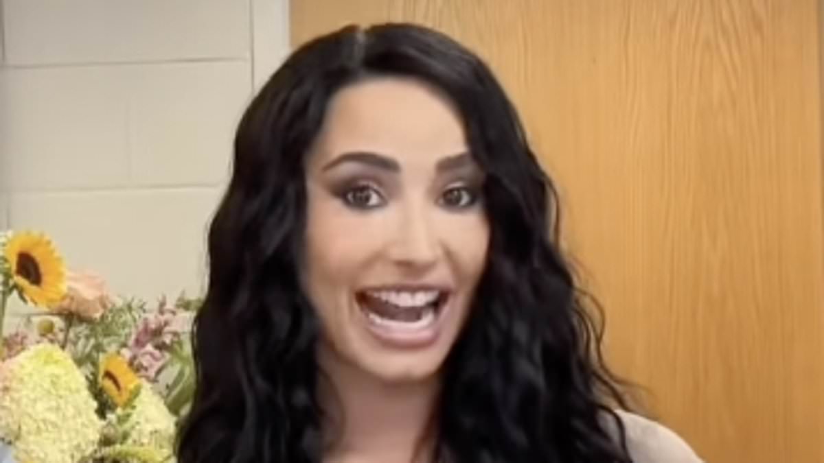 alert-–-demi-lovato-shocks-fans-as-she-reunites-with-ex-boyfriend-joe-jonas…-and-her-husband-approves