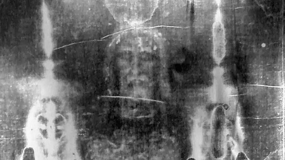 alert-–-shroud-of-turin-‘truth’-stuns-tucker-carlson-amid-decades-of-hoax-claims