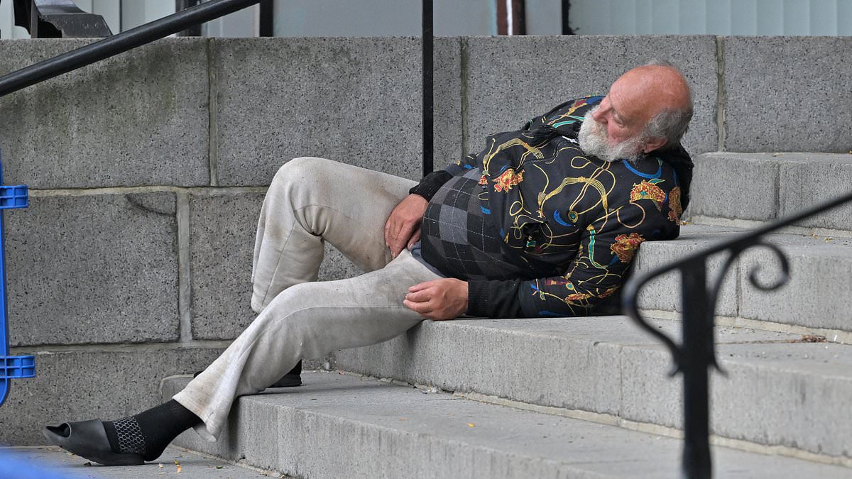 alert-–-boston’s-iconic-cheers-bar-desecrated-by-zombie-addicts-and-vagrants-as-yet-another-democrat-city-descends-into-squalor