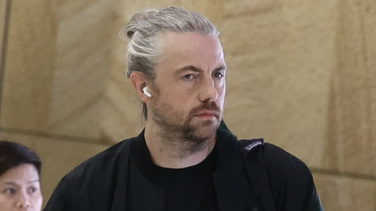 alert-–-atlassian-ceo-mike-cannon-brookes-makes-huge-life-change-–-after-being-slammed-for-‘hypocrisy’-over-his-jet-set-lifestyle