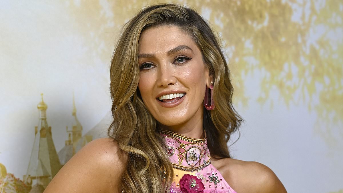 alert-–-the-surprise-item-delta-goodrem-and-matthew-copley-found-next-to-their-bed-at-a-$2,500-a-night-hotel-during-their-honeymoon-in-singapore