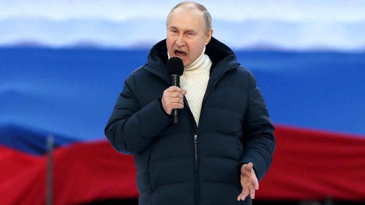 alert-–-the-8-key-signs-‘puffy-faced’-putin-could-be-hiding-a-secret-illness-as-he-heads-to-alaska-to-meet-with-trump