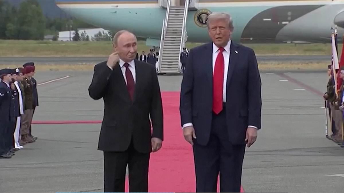 alert-–-‘i-can’t-hear-you!’-putin-points-to-his-ear-when-reporter-asks-if-he’ll-‘stop-killing-civilians’