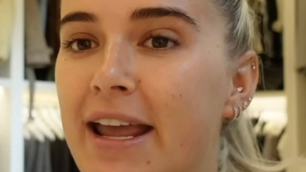 alert-–-molly-mae-hague-reveals-she-begged-a-photographer-to-delete-‘horrific’-pic-showing-her-with-‘no-neck-and-chin’