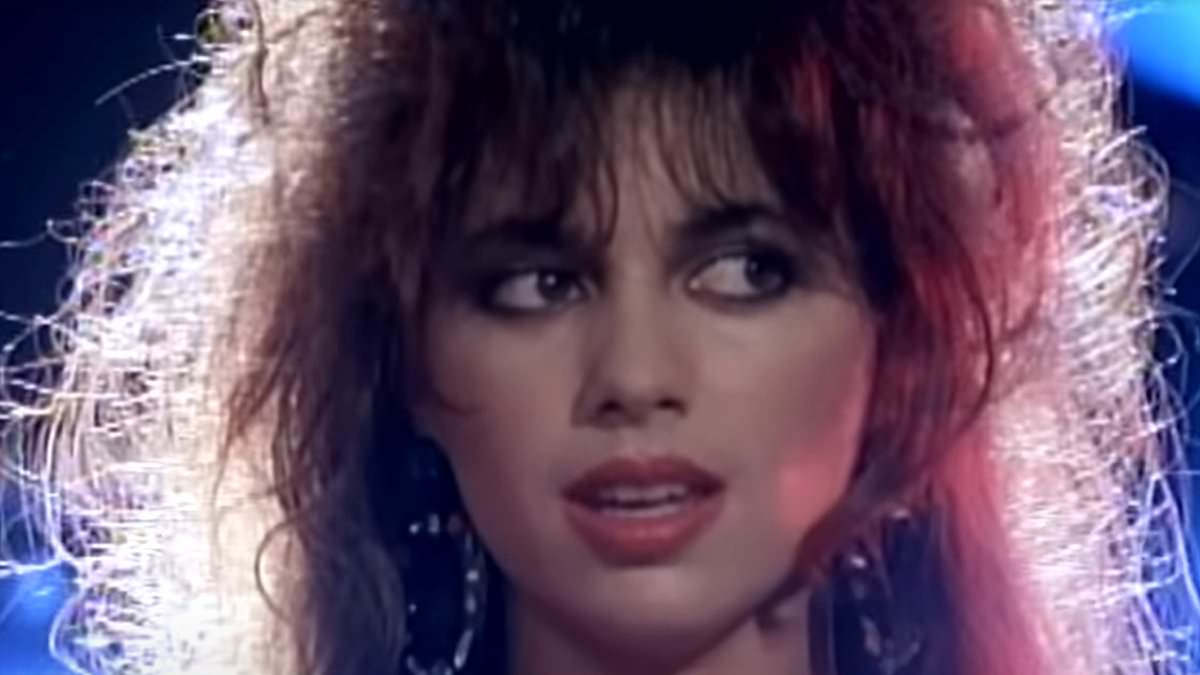 alert-–-she-was-an-80s-superstar-–-now-fans-love-her-for-a-very-different-reason