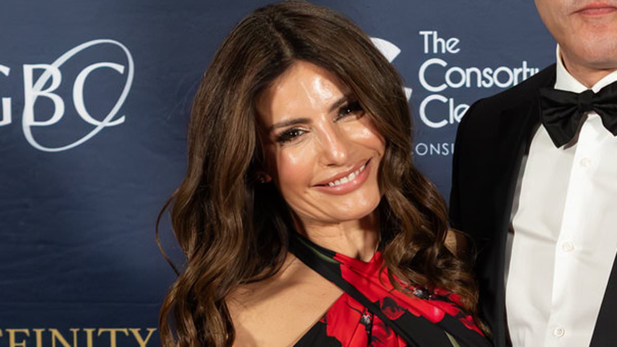 alert-–-ada-nicodemou-reveals-the-results-of-her-cosmetic-work-in-her-‘crying-face’-as-emotional-home-and-away-cast-bid-farewell-to-lynne-mcgranger