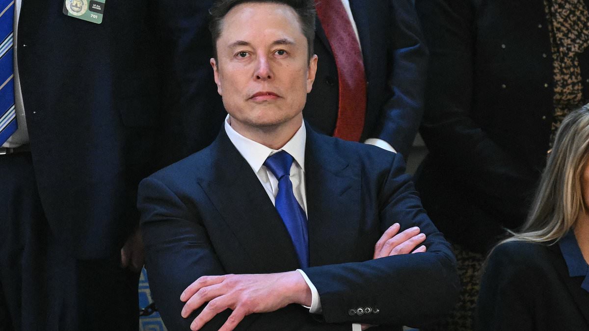 alert-–-elon-musk-makes-major-u-turn-after-promising-to-upend-us-politics-with-third-party…-and-goes-all-in-on-trump’s-successor