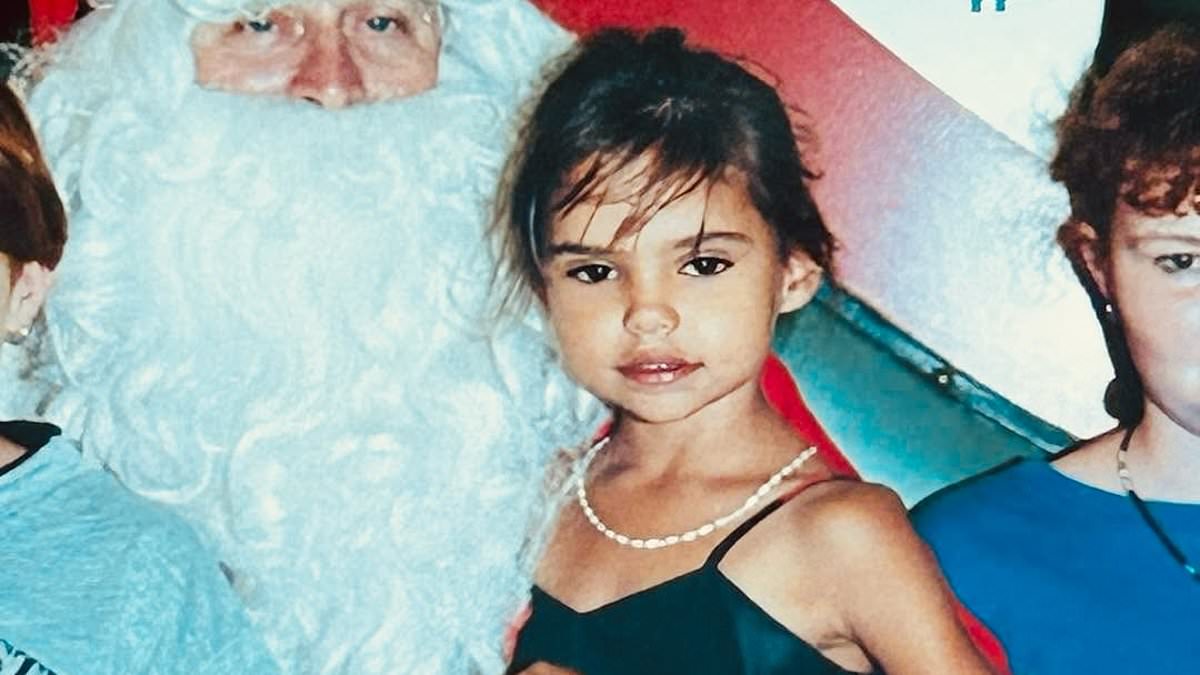 alert-–-guess-who!-australian-model-shares-adorable-childhood-throwback-as-she-prepares-to-become-a-mother-for-the-first-time
