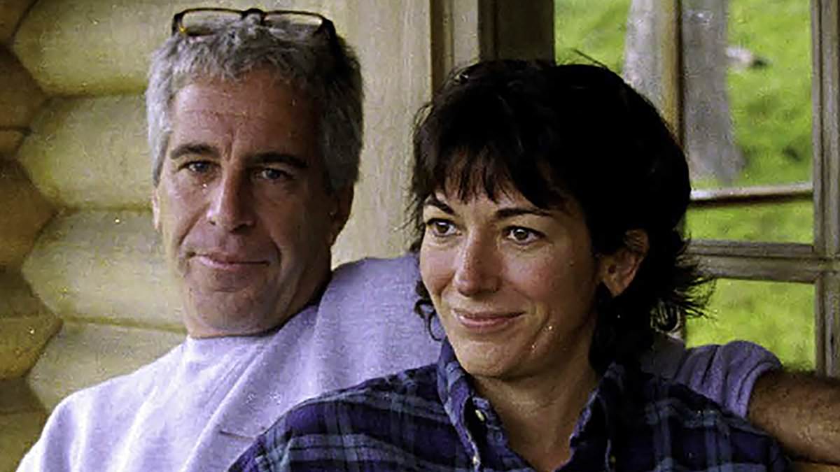 alert-–-ghislaine-maxwell’s-bizarre-defense-of-epstein-as-she-reveals-why-he-preferred-younger-women-in-doj-grilling-over-billionaire’s-‘deviant’-behavior:-live-updates