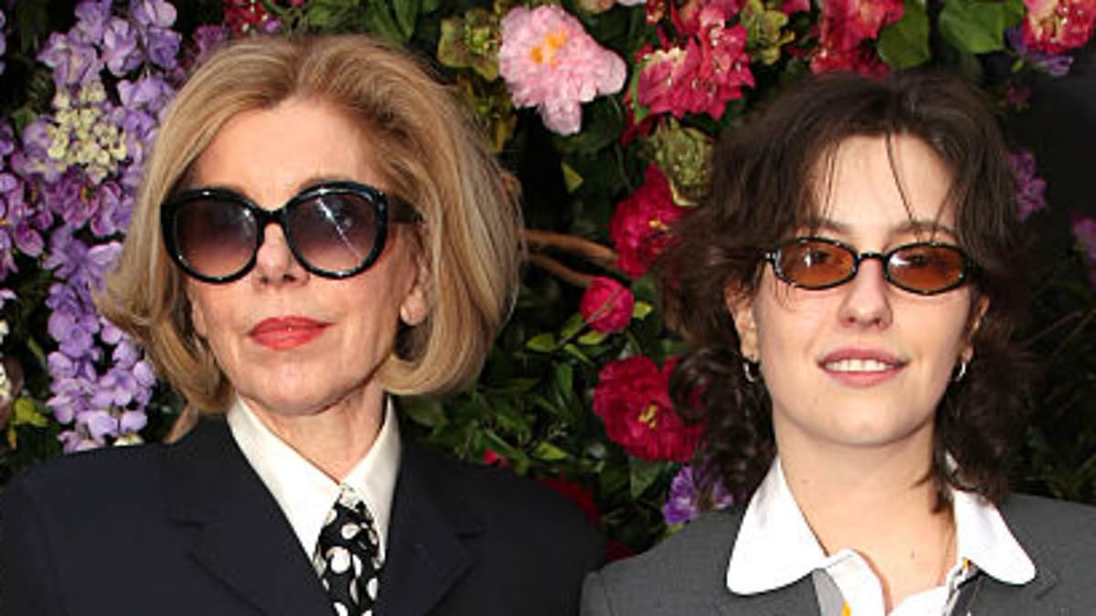 alert-–-christine-baranski,-73,-responds-to-rumors-she’s-dating-lesbian-pop-star-king-princess,-26