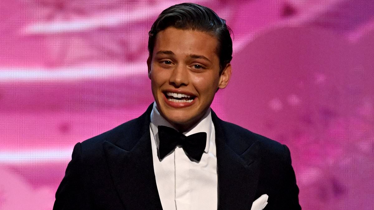 alert-–-bobby-brazier,-22,-‘is-quitting-showbiz-and-moving-to-india-to-pursue-the-hare-krishna-religion’