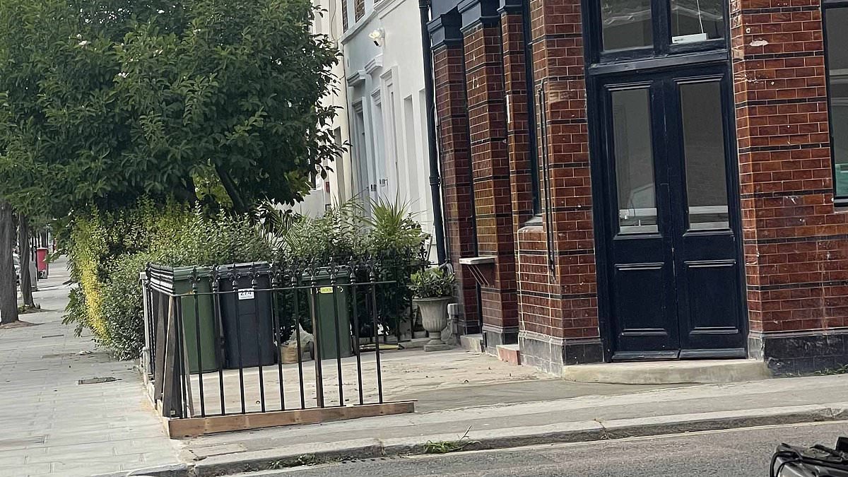 alert-–-families-near-kirstie-allsopp’s-husband’s-pub-accuse-him-of-erecting-‘pound-shop-prison’