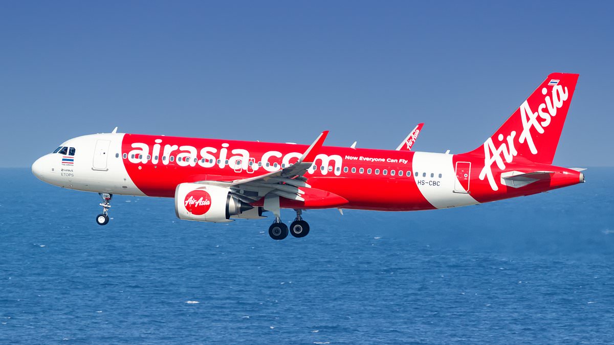 alert-–-mid-air-emergency-as-flight-from-australia-to-bali-suffers-engine-issues-during-take-off