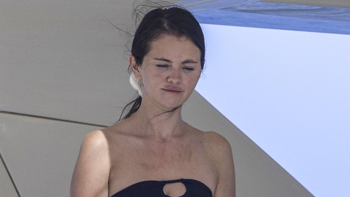 alert-–-selena-gomez-stuns-in-black-swimsuit-on-yacht-for-bachelorette-party-in-cabo…-but-was-bff-taylor-swift-there?