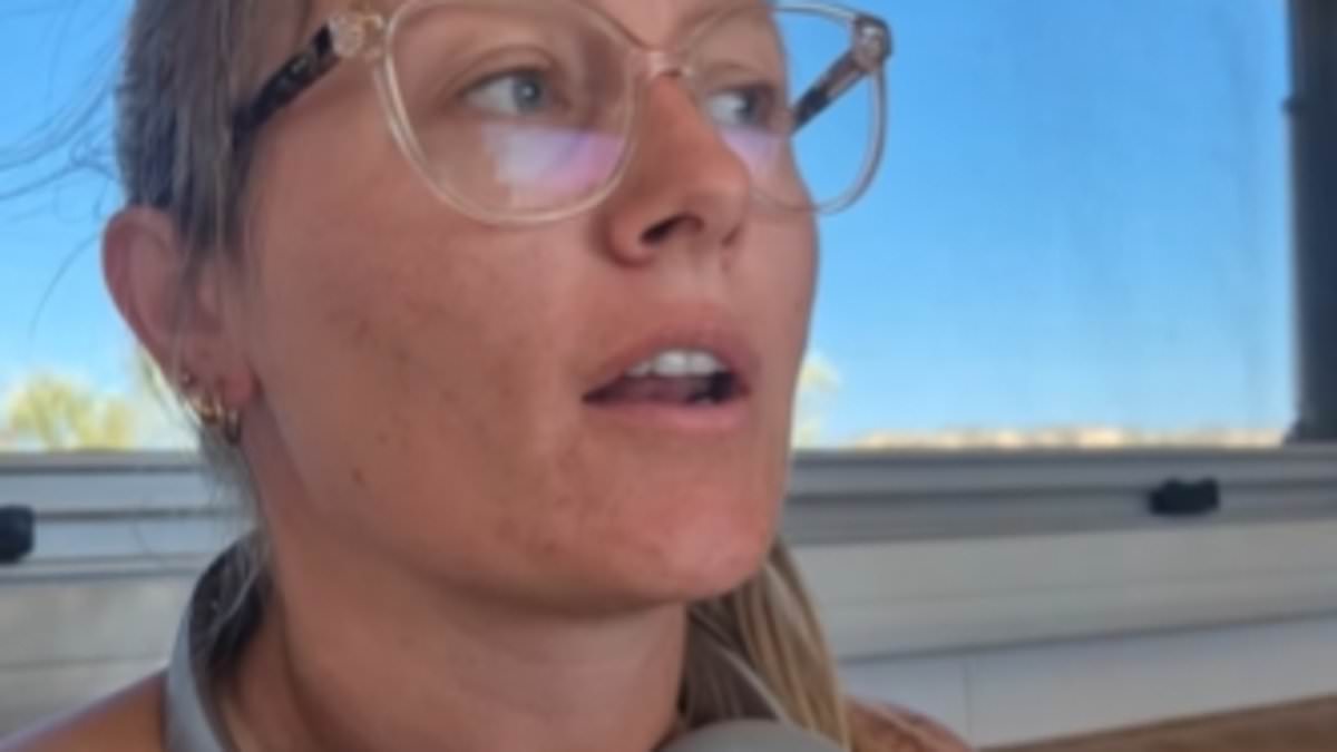 alert-–-visitors-banned-from-taking-photos-at-uluru-–-and-you-could-face-drastic-consequences-if-you-post-a-holiday-snap-online-–-as-one-aussie-couple-found-out