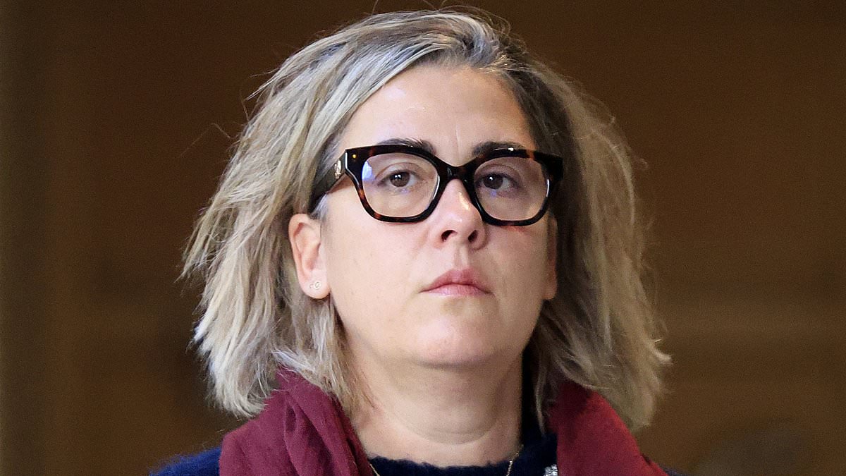 alert-–-gisele-pelicot’s-daughter-reveals-she-no-longer-speaks-to-her-mother-after-heartbreaking-‘spectacle’-comment-made-during-mass-rape-trial