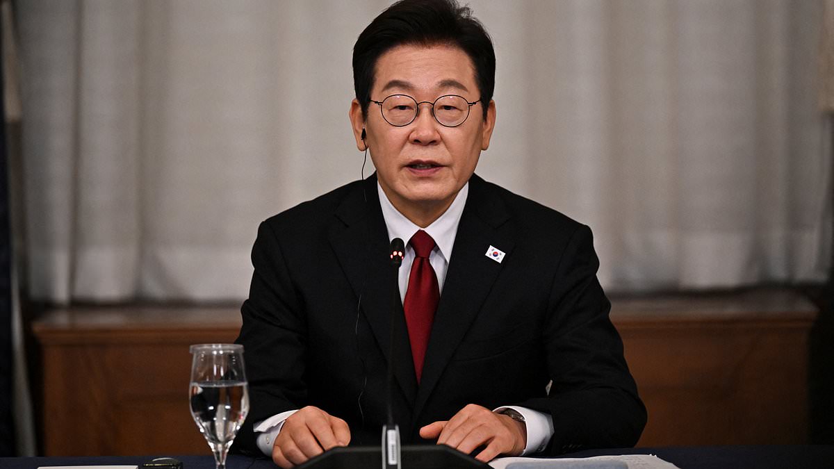 alert-–-south-korea’s-president-reveals-the-major-fear-his-staff-had-over-white-house-meeting-with-trump