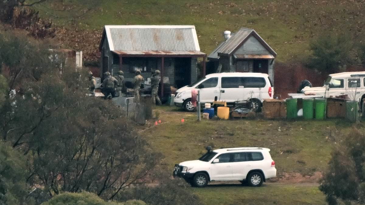alert-–-two-loud-bangs-heard-near-search-area-during-dramatic-manhunt-for-alleged-double-cop-killer-dezi-freeman-–-as-top-officer-makes-direct-offer-to-‘sovereign-citizen’