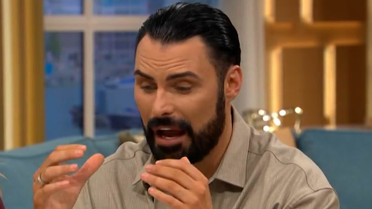 alert-–-rylan-clark-says-it-is-‘absolutely-insane’-that-illegal-migrants-are-put-up-in-four-star-hotels-–-as-he-thanks-legal-nhs-migrants-who-helped-save-his-mother’s-life