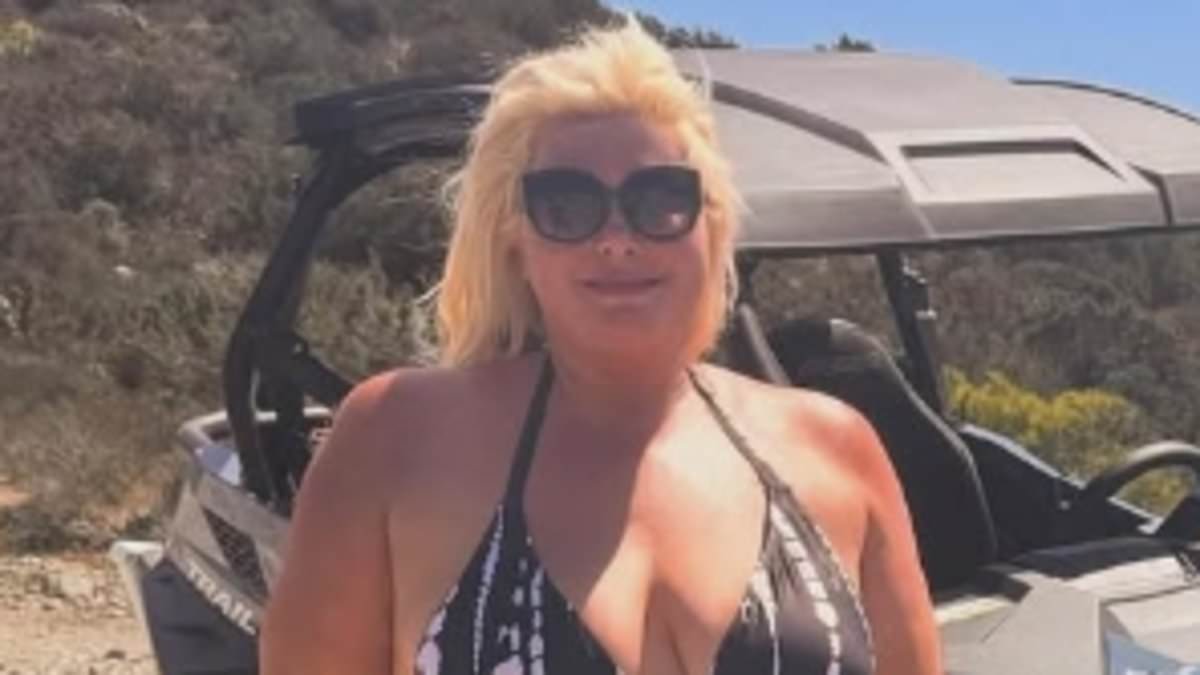 alert-–-gemma-collins-flaunts-her-incredible-weight-loss-in-a-black-bikini-as-she-poses-for-sizzling-snap-during-sun-soaked-cyprus-getaway-after-losing-two-stone-on-mounjaro