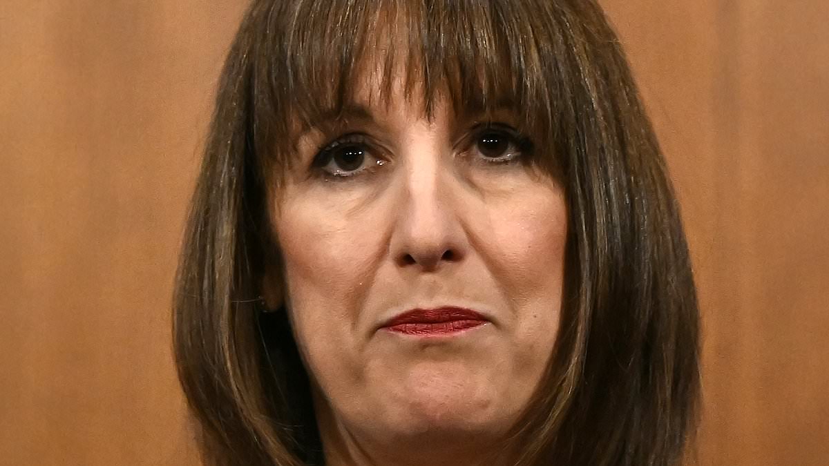 alert-–-stop-‘taxing-everything-and-start-investing-in-britain’,-asda-boss-tells-rachel-reeves
