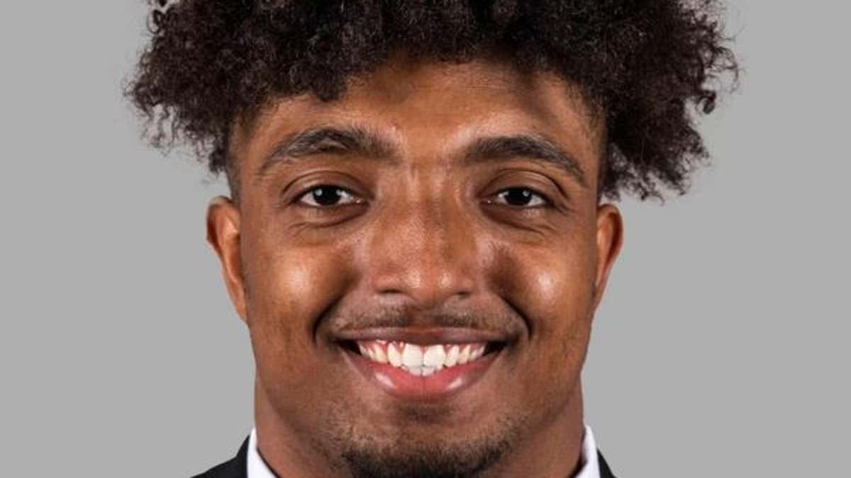 alert-–-college-football-star-adarius-hayes-charged-with-three-counts-of-vehicular-homicide-after-crash-that-killed-two-children