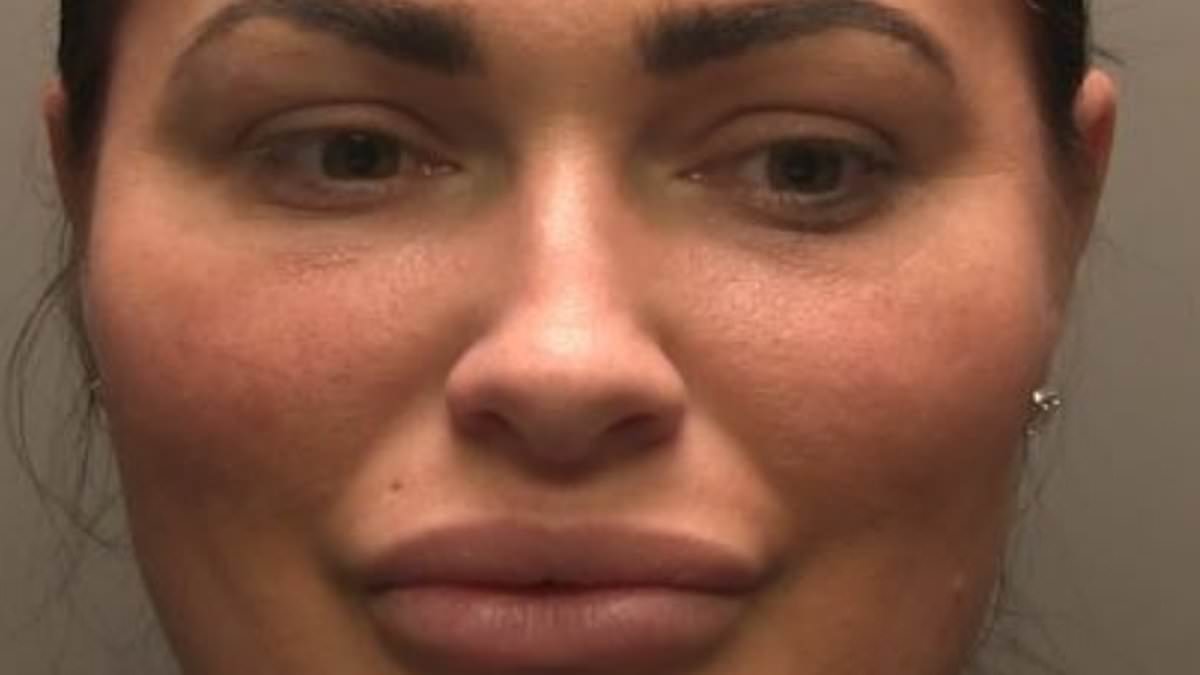alert-–-revealed:-the-heartless-mother-of-two-who-killed-two-teens-in-a-horror-crash…-and-then-pouted-in-her-police-mugshot-before-laughing-with-cops