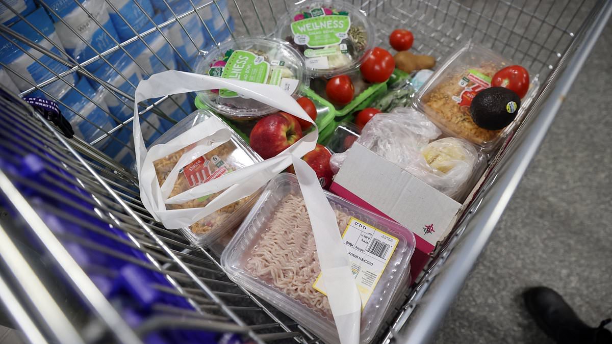alert-–-aussie-supermarket-aldi-caught-up-in-alleged-cartel-price-fixing-scandal-with-customers-allegedly-ripped-off-for-years