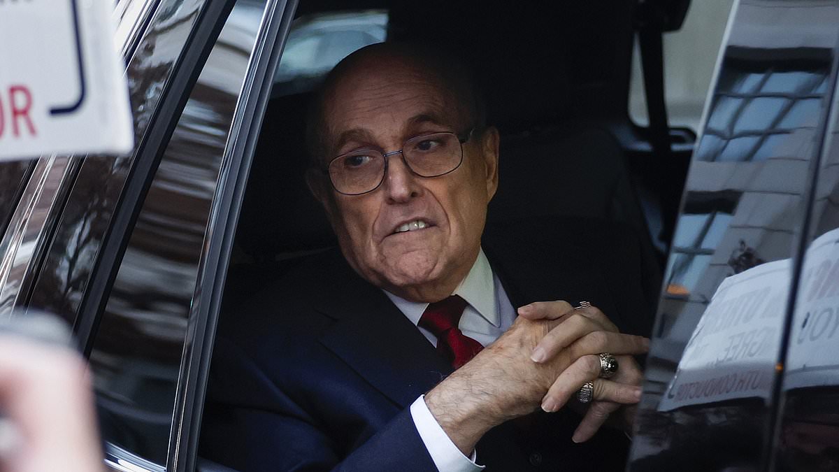 alert-–-teen-driver-involved-in-crash-that-seriously-injured-rudy-giuliani-is-named