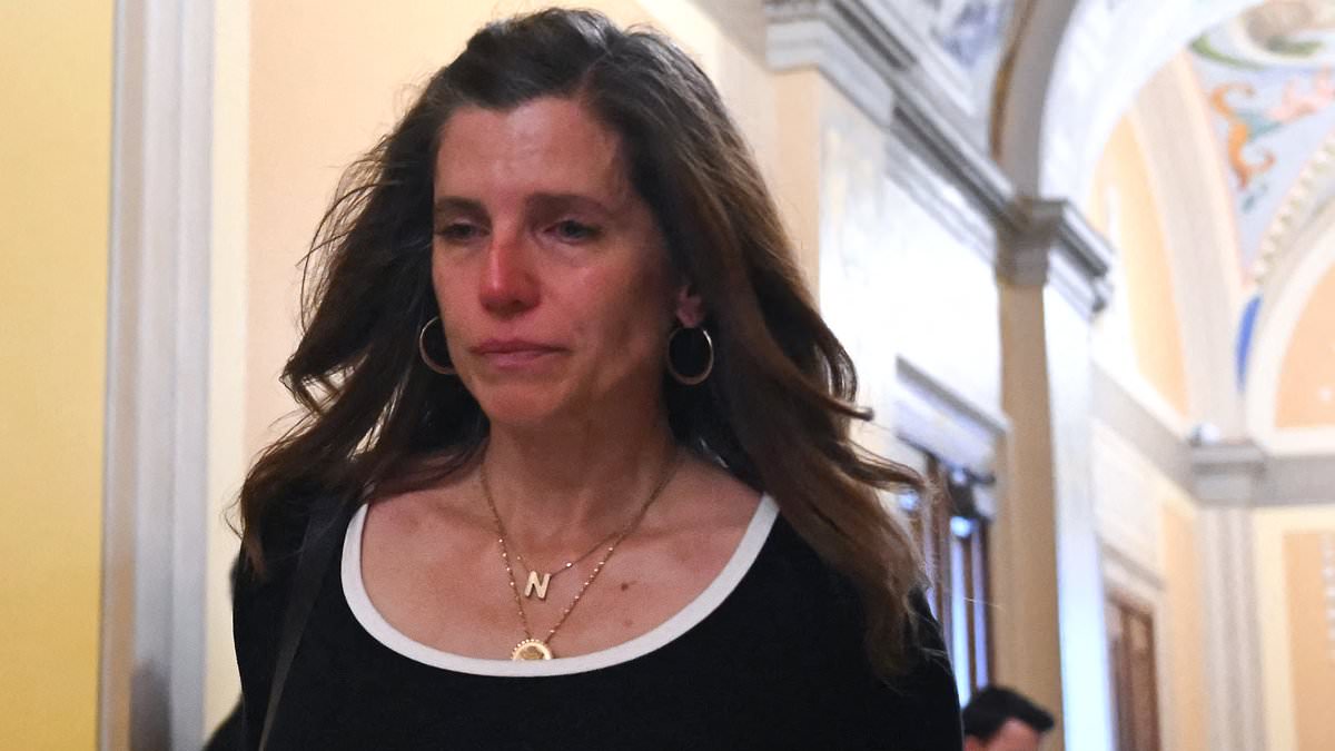 alert-–-nancy-mace-exclaims-‘i-can’t-breathe’-as-she-flees-epstein-victims’-testimony-after-suffering-panic-attack